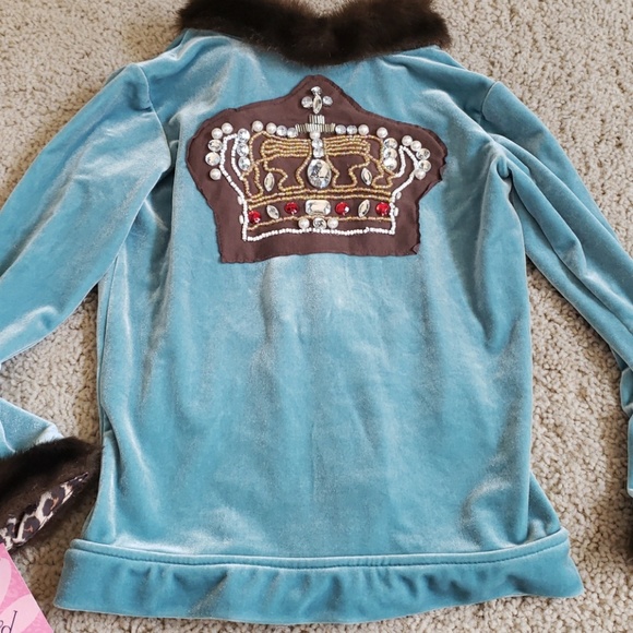 Jacket - Picture 3 of 6